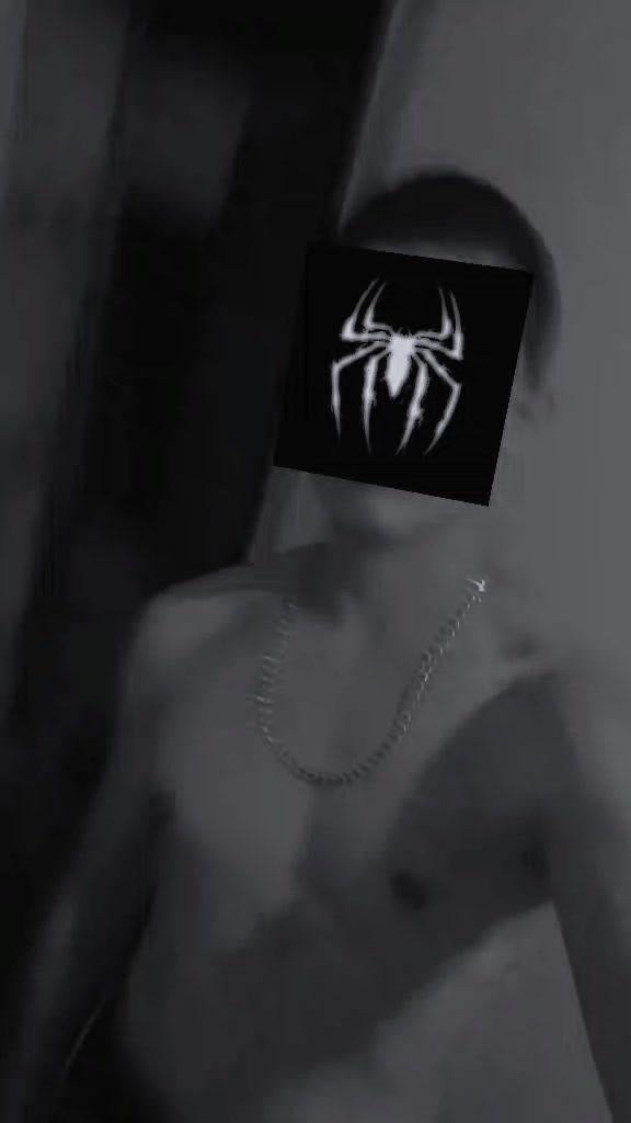 @꧁☆*&kappa;ɪɴɢ*☆꧂