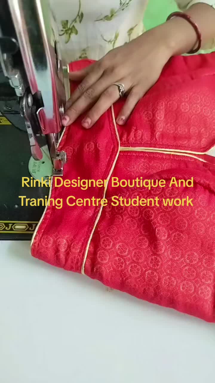 @Designerᴹⁱˢˢ᭄Rinki