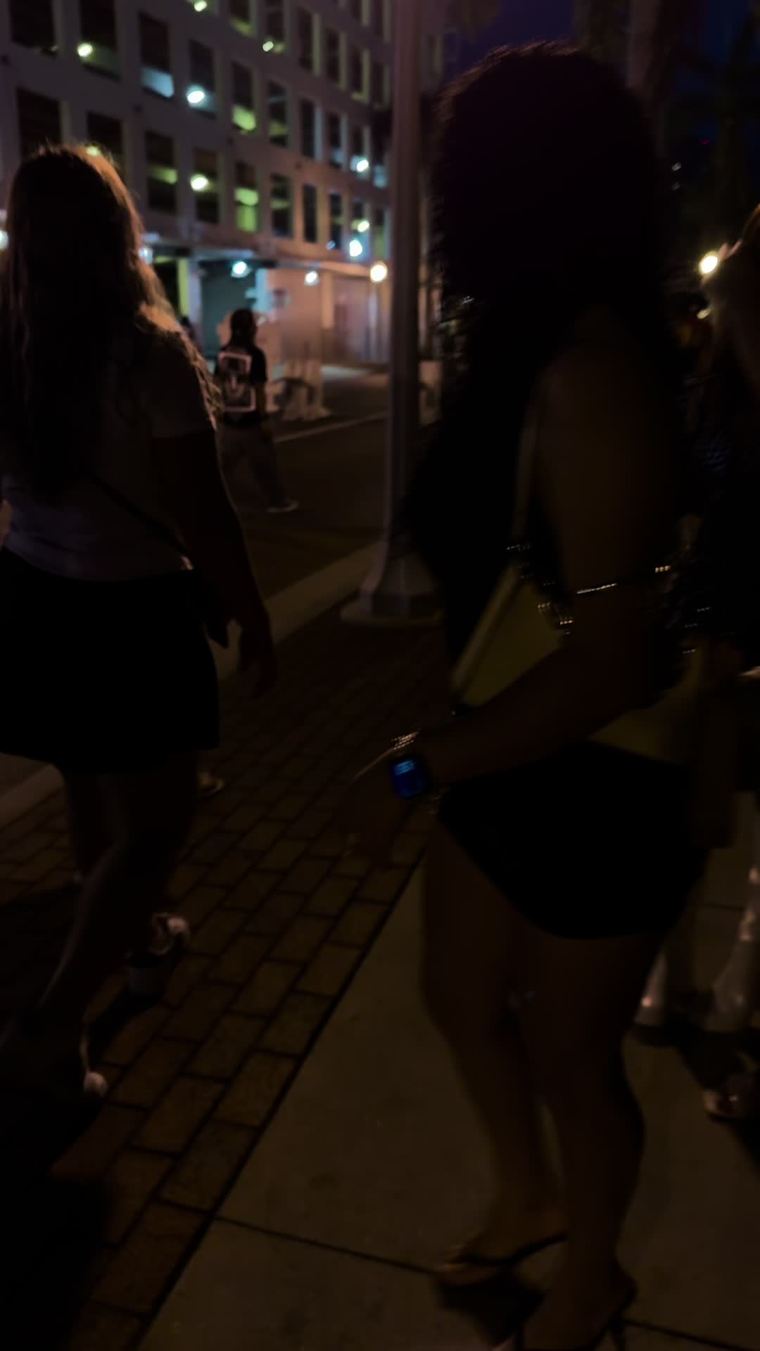 @niki_nicole317