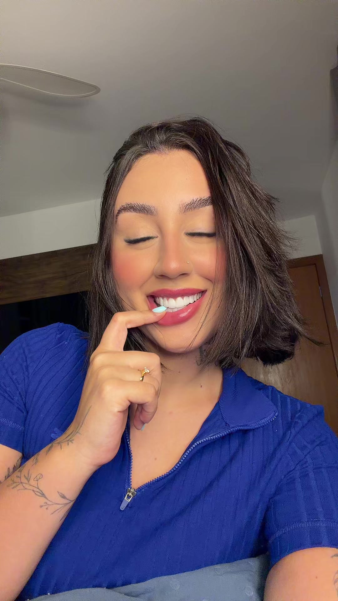 @Giulia Gusmão 🐝