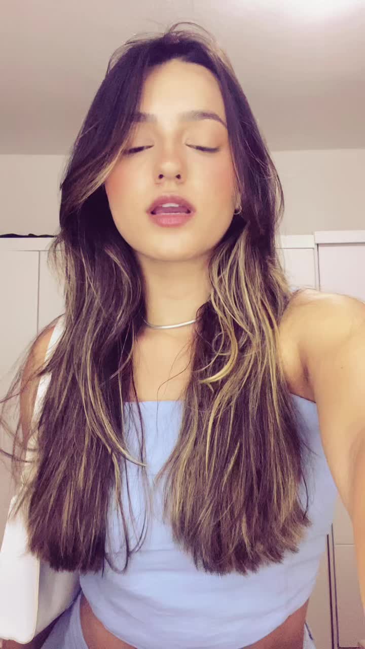 @Aninhacastr