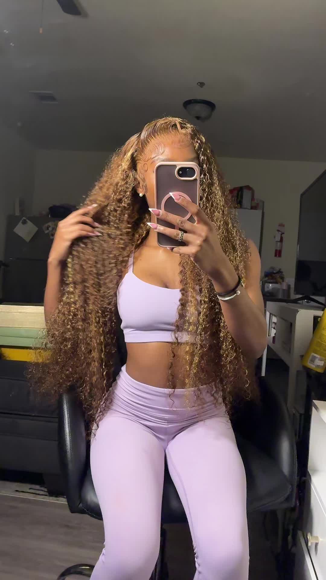 @Dabarbie 🎀