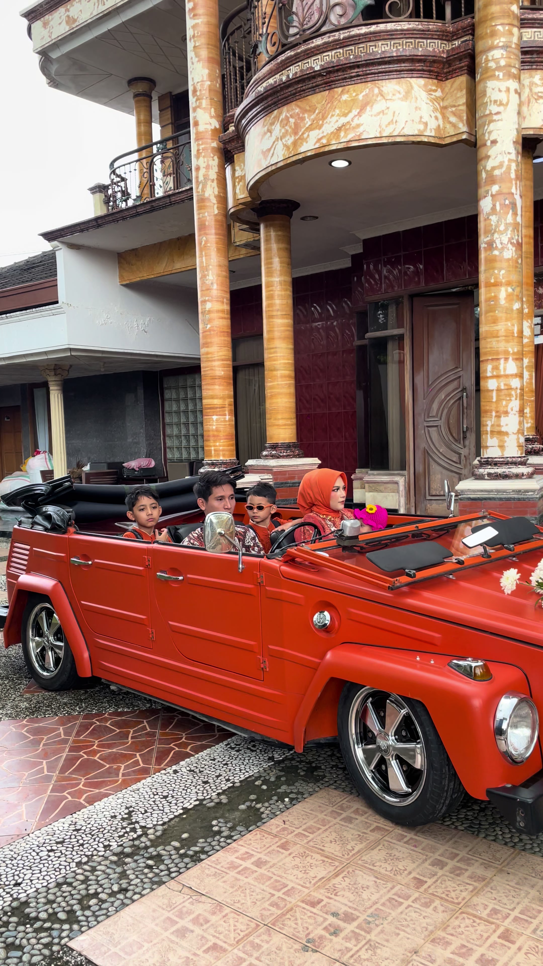 @Poetragold_official vw garage