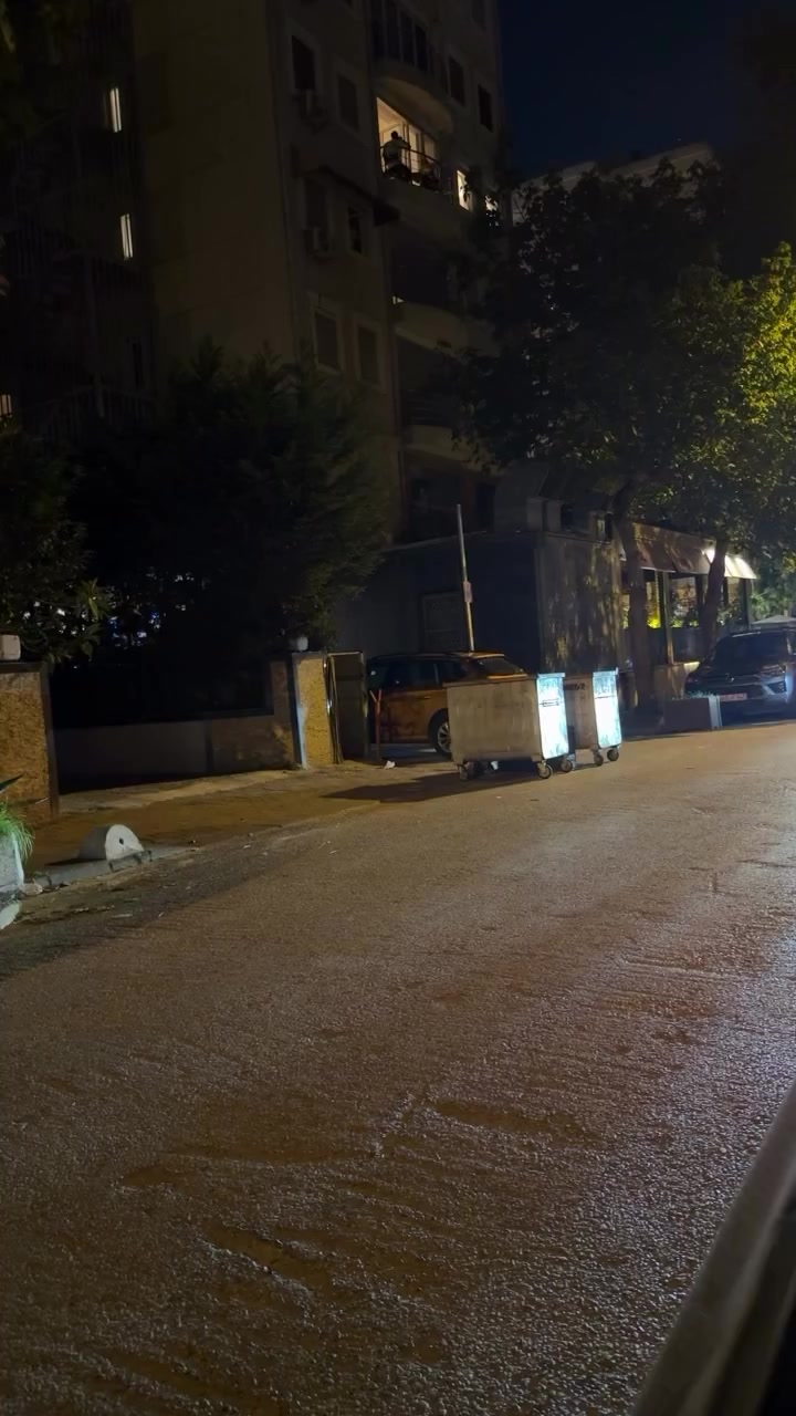@&Ouml;zden &Ouml;z