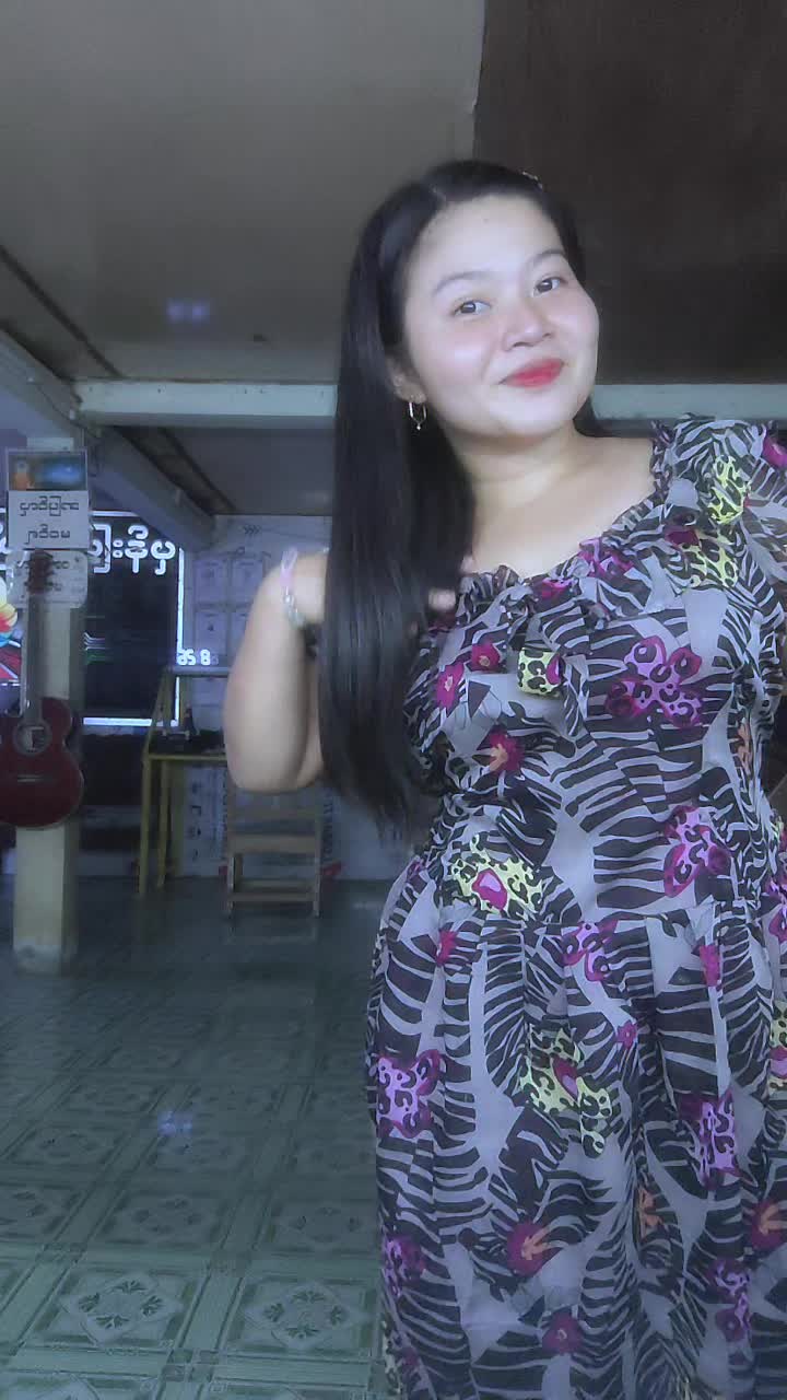 @Nyeinđ¸đŤ(ááźáááşá¸ áá˝ááşá¸ááŹđđ)