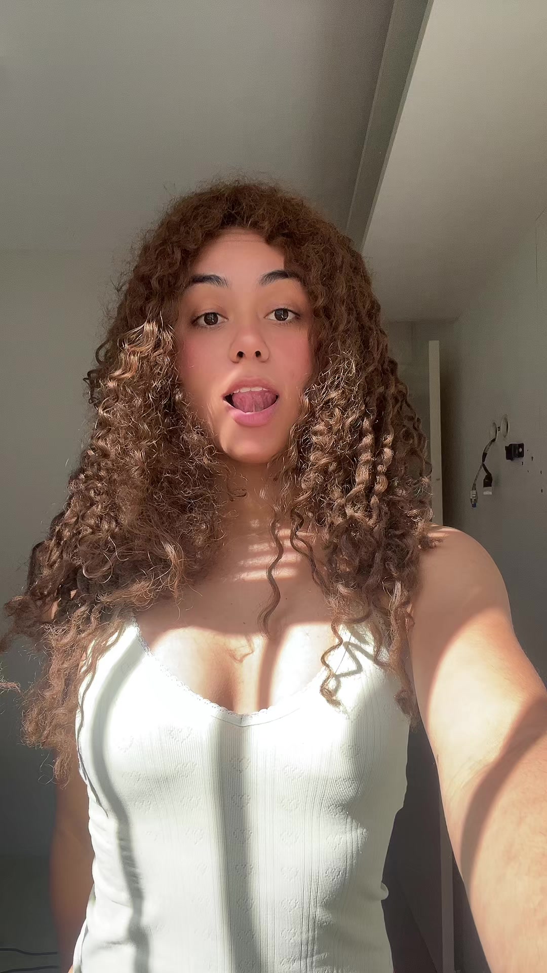 @*Sara*