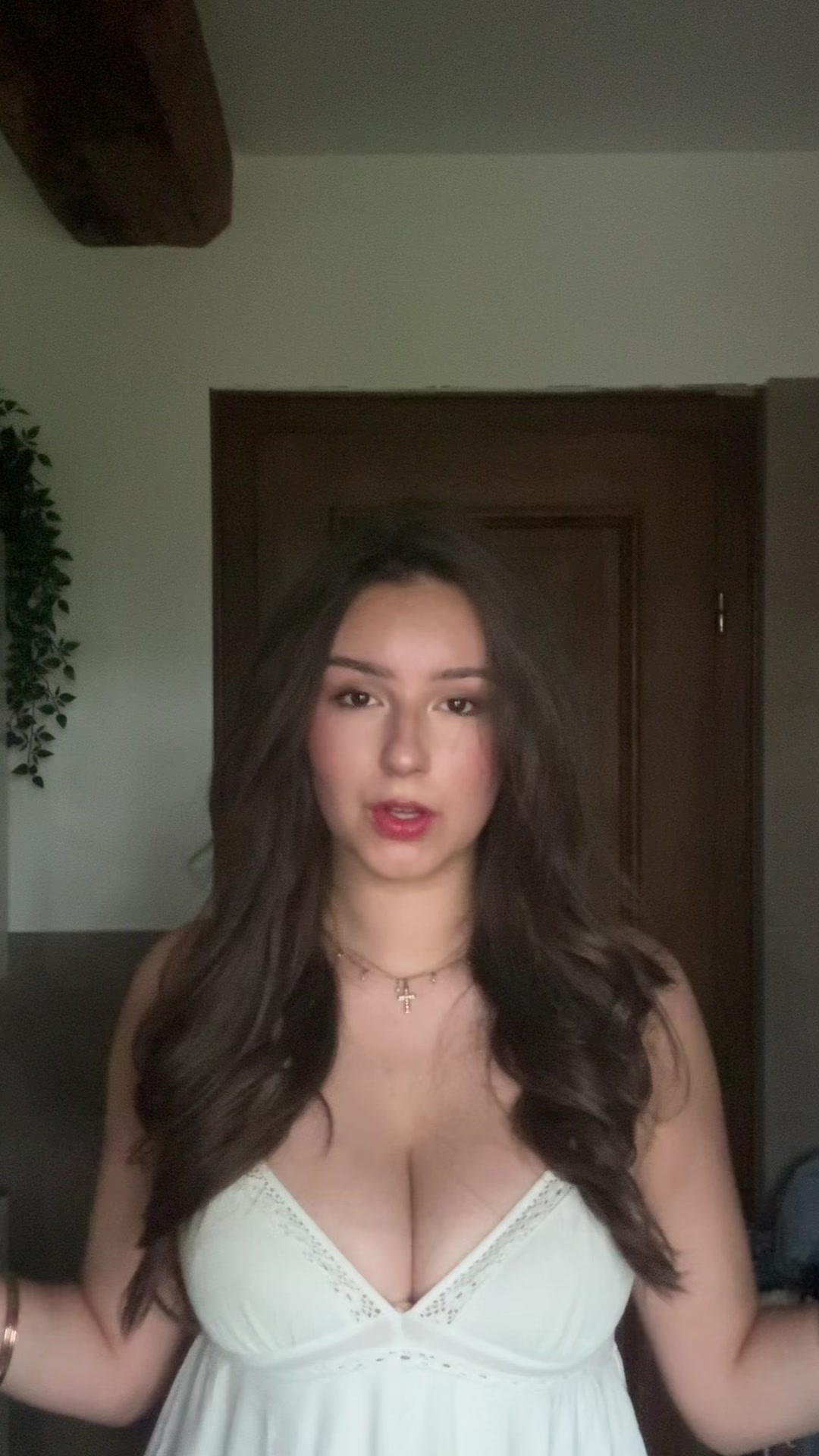@fiona