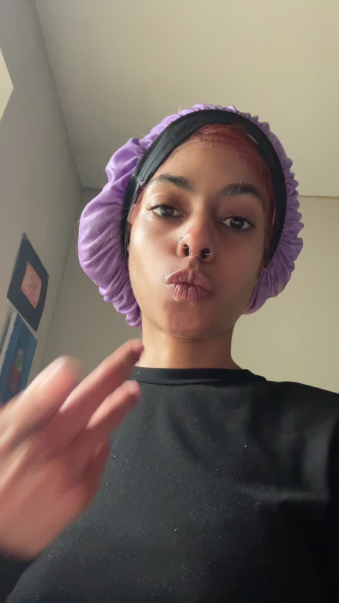 @nosmilingnini