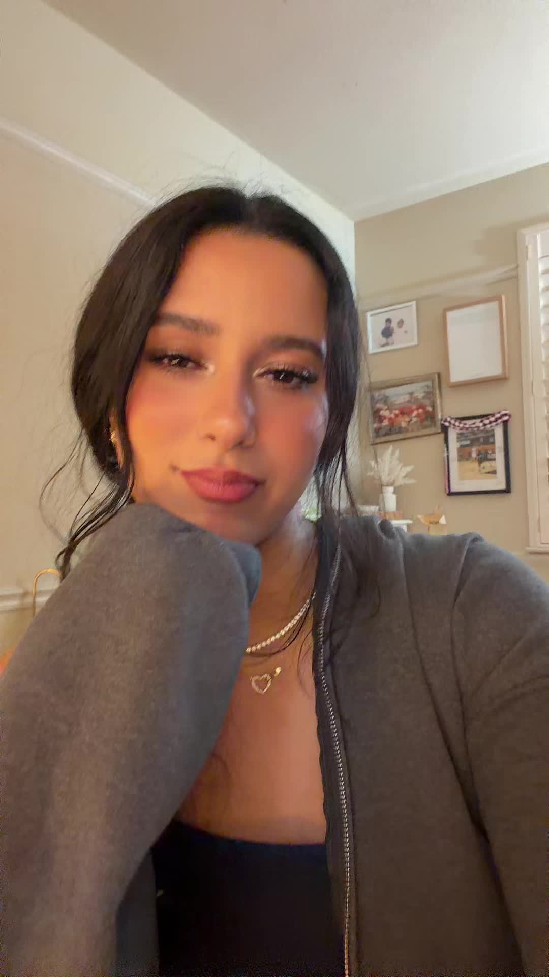 @ashleypakzad