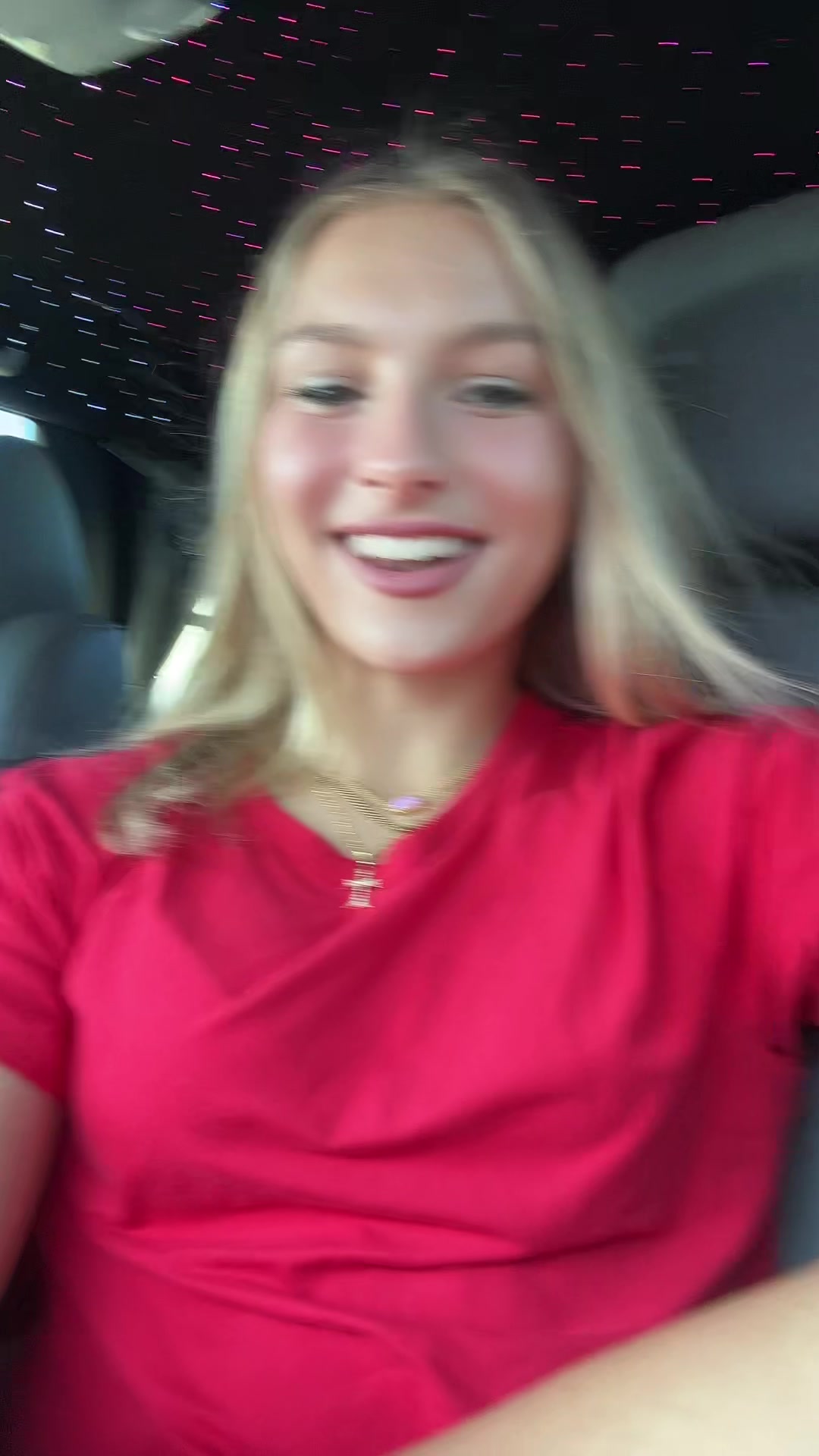 @HeyheyitsLivi