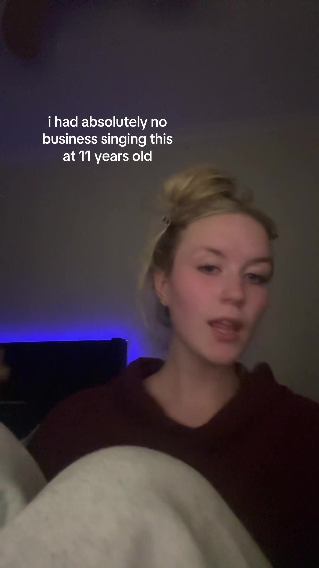 @unironicallyblonde