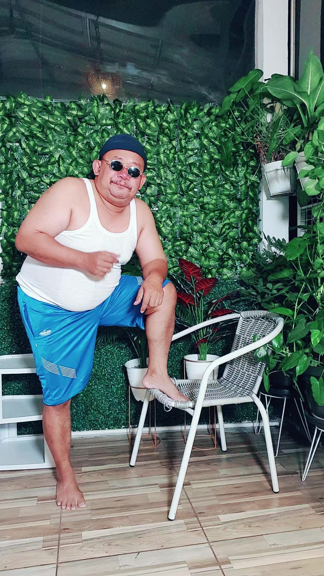 @Mbull di rumah