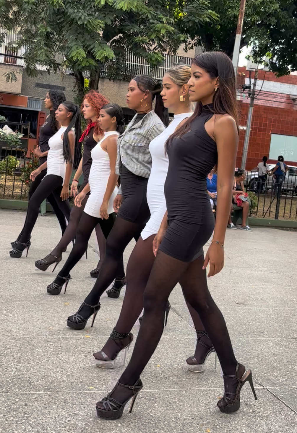 @Lismodels Academy