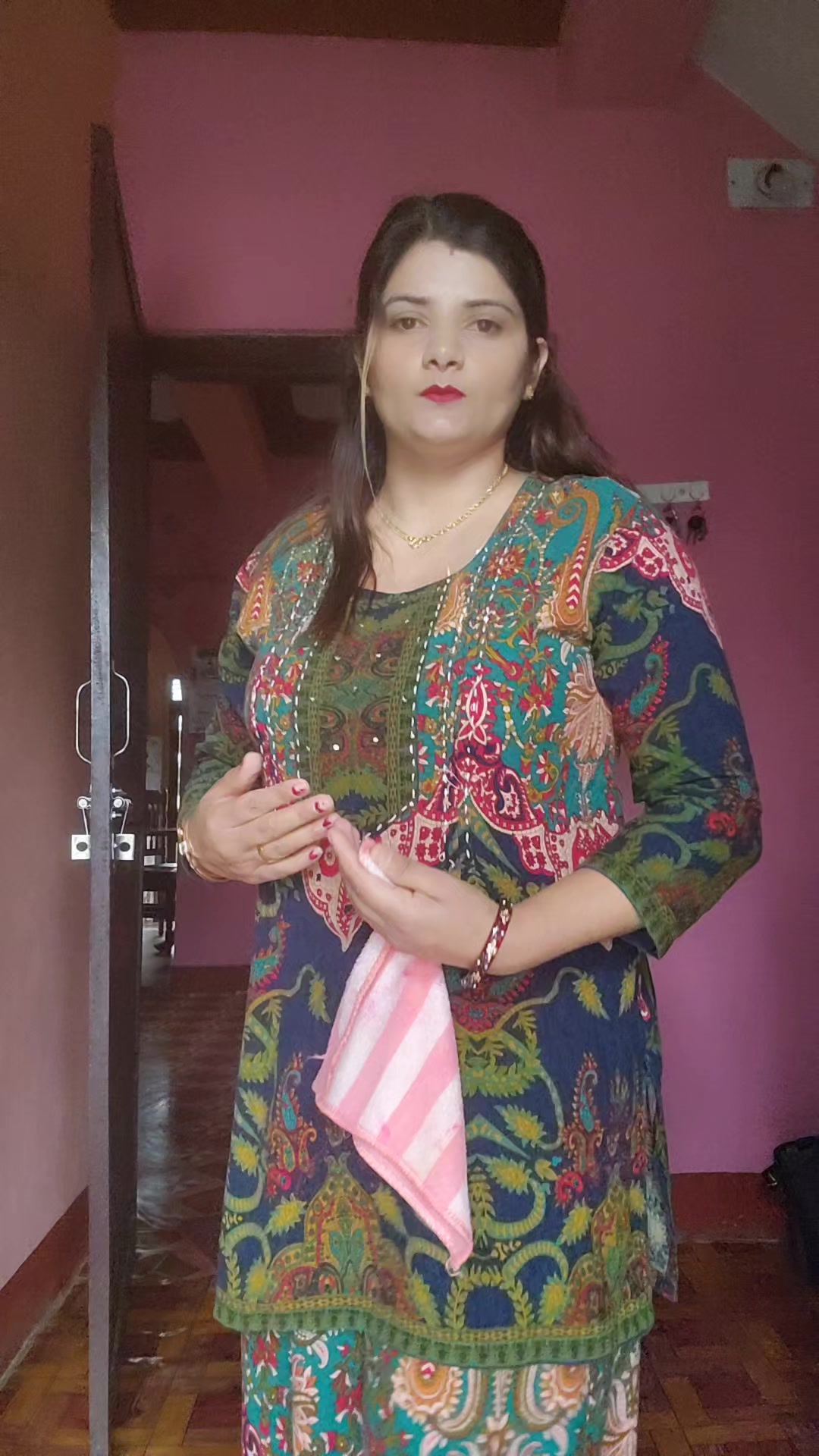@Santoshi Gautam