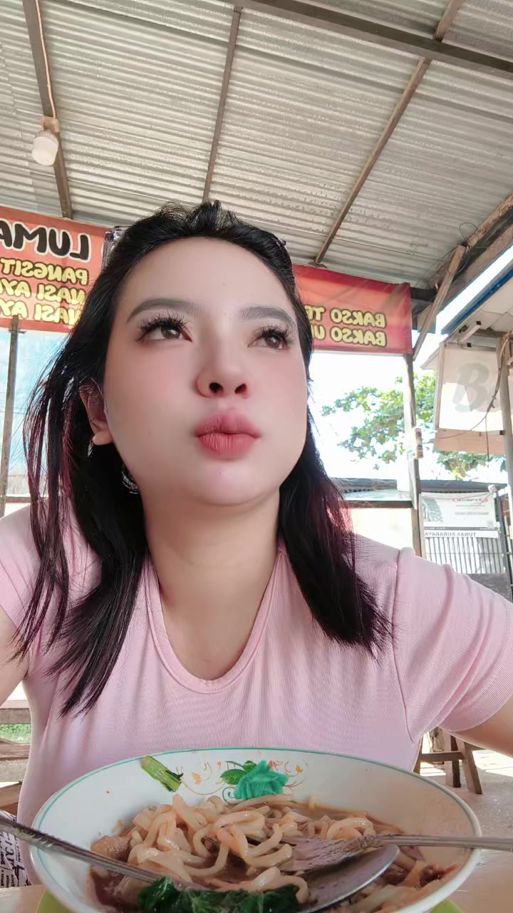 @meyongagain