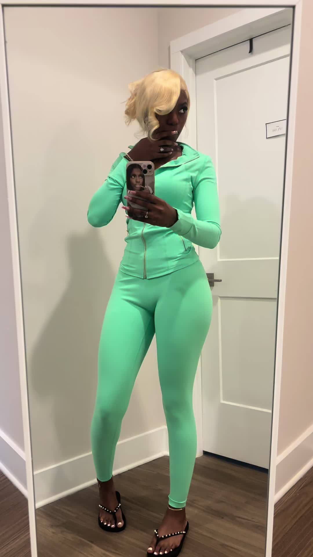 @Shariii