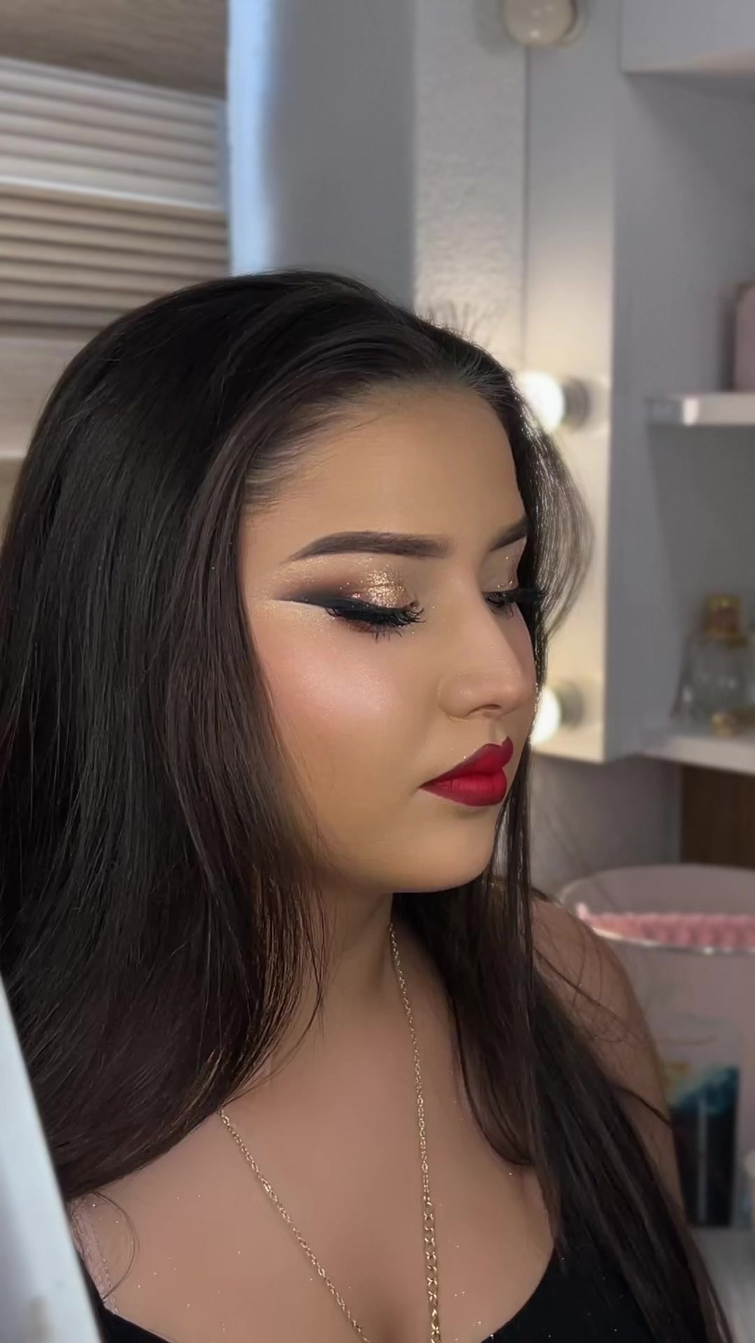 @Matianah_makeup_brows
