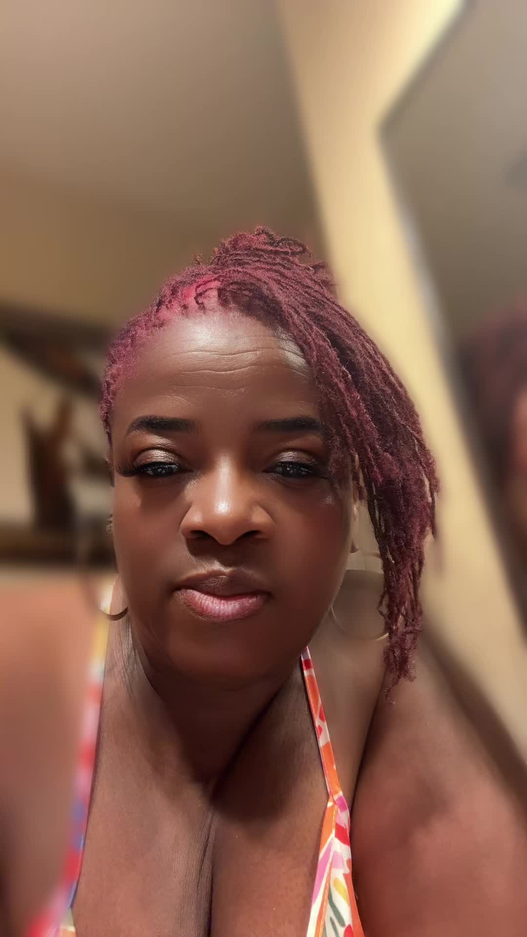 @Doll