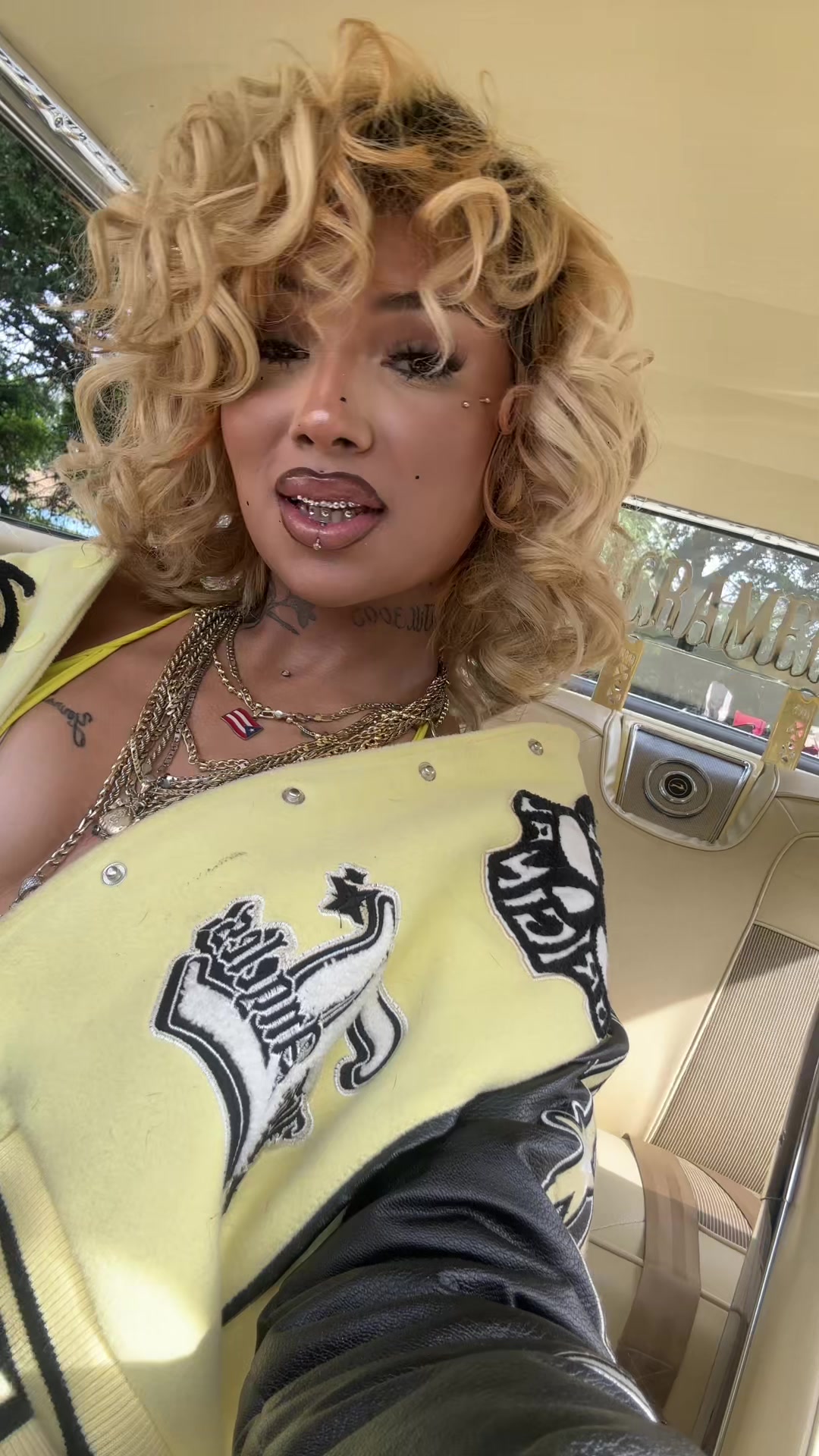 @Leilanee🧃