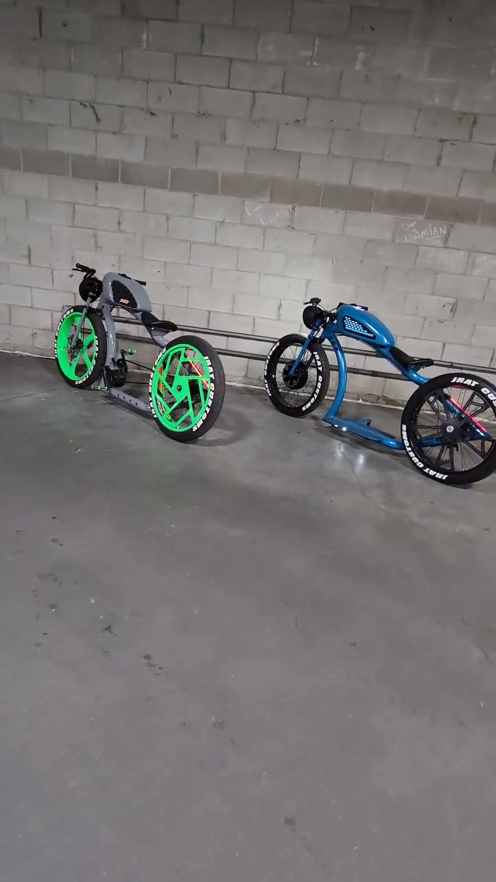 @Jrat Custom E-Bikes