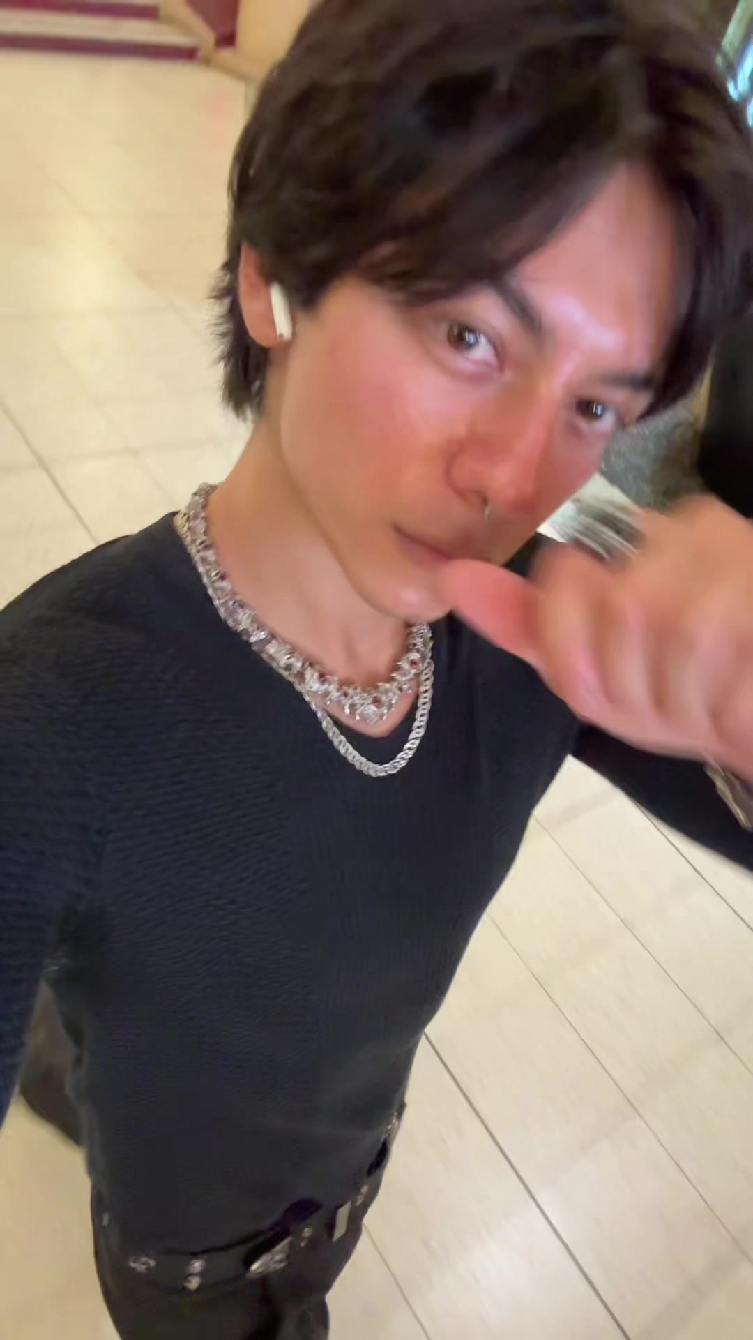 @Noir