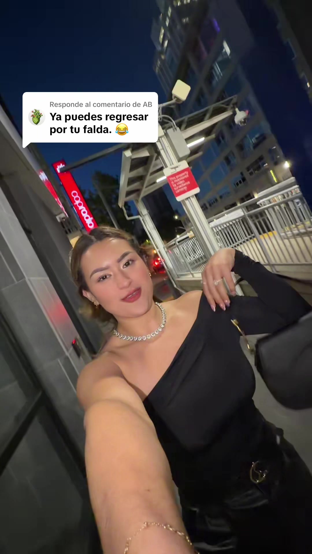 @Alondrix sexy curves