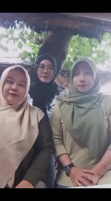 @Yuli_Istri