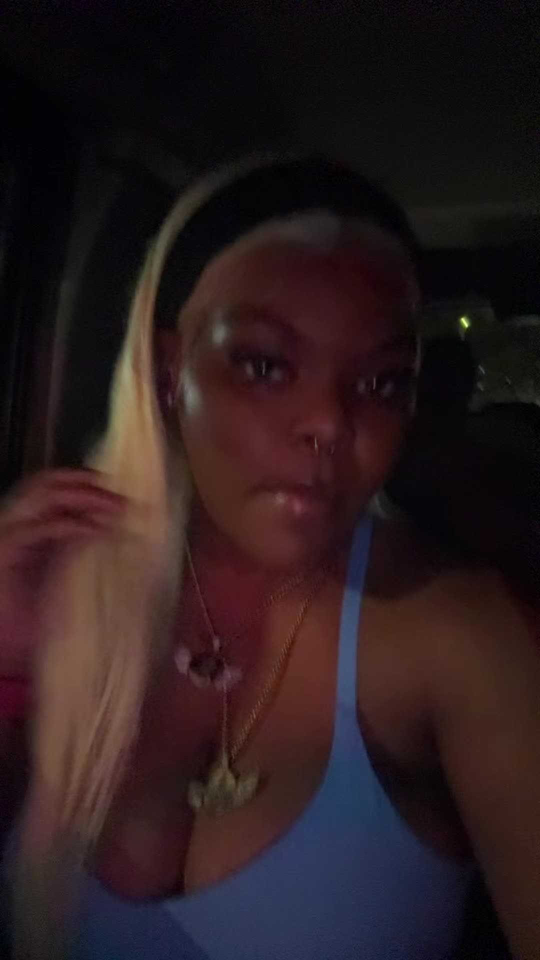 @motionmizz_