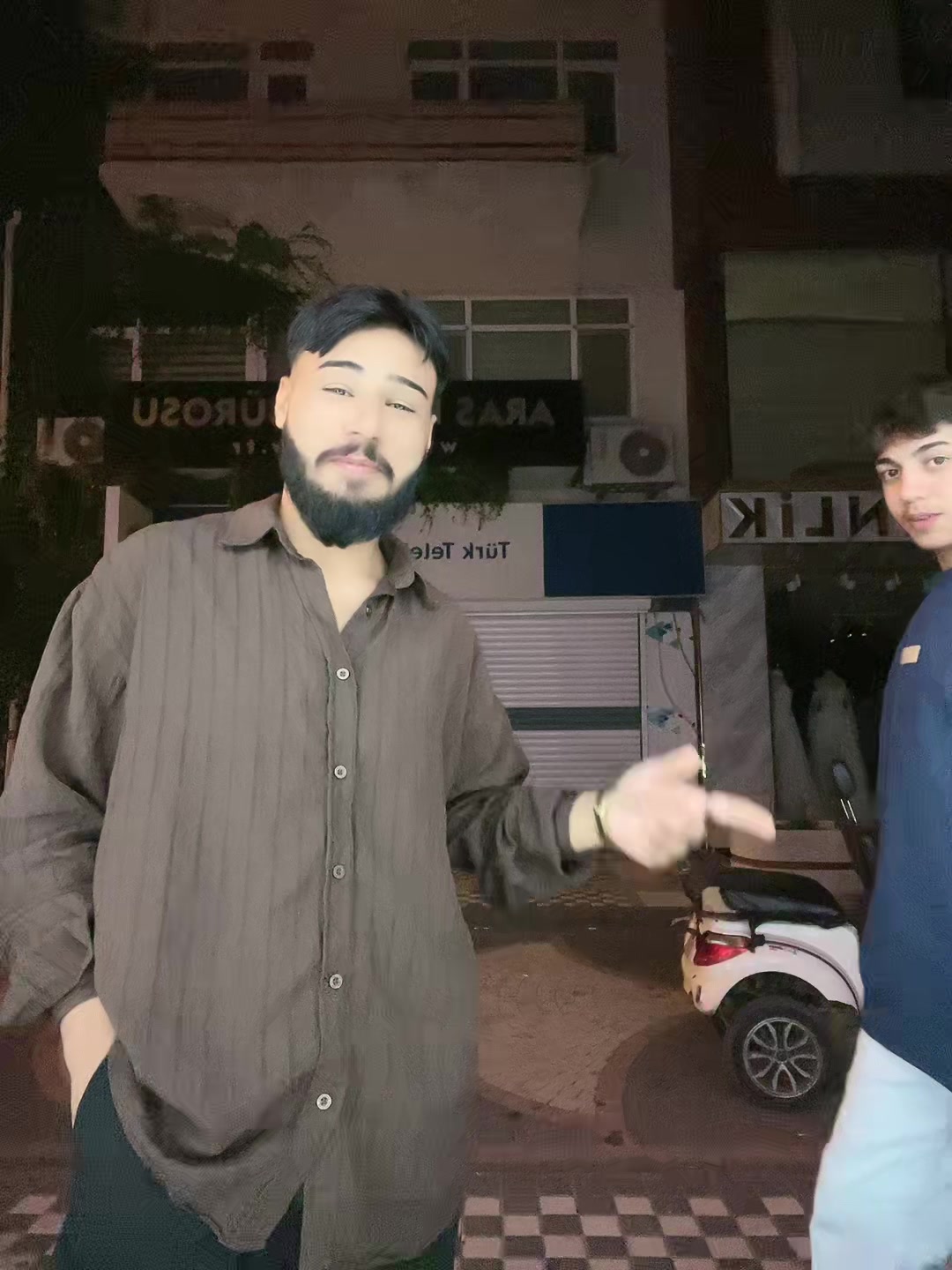 @Azat Padır