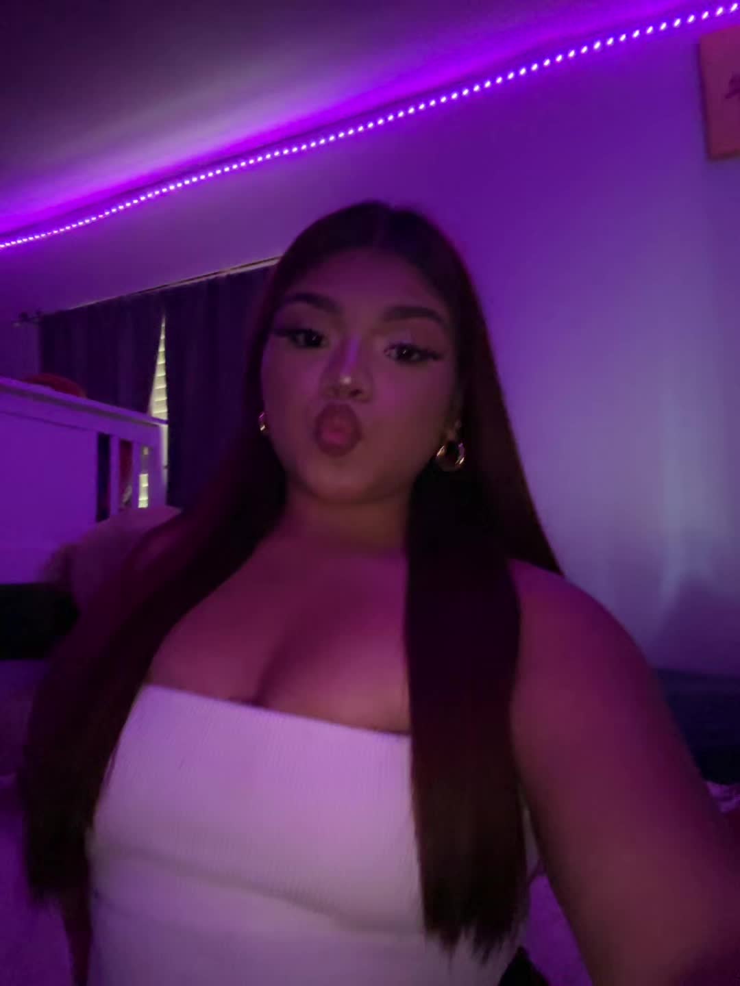 @Niki🖤