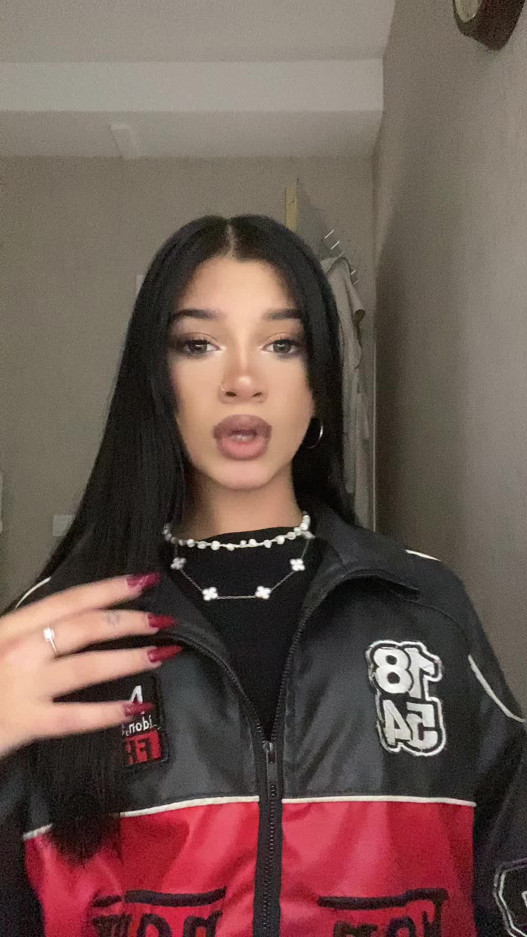 @melika