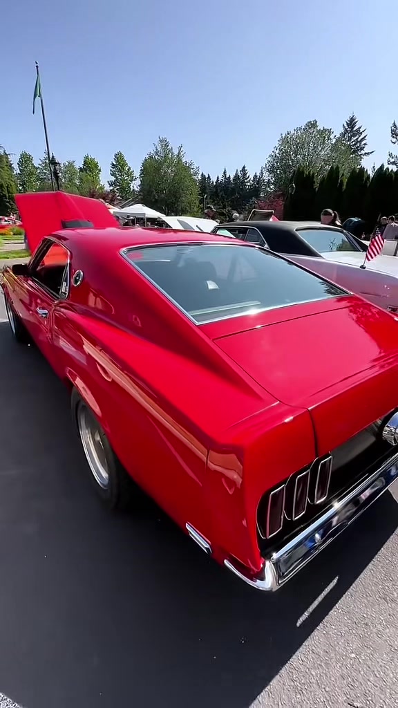 @V8 Vibes