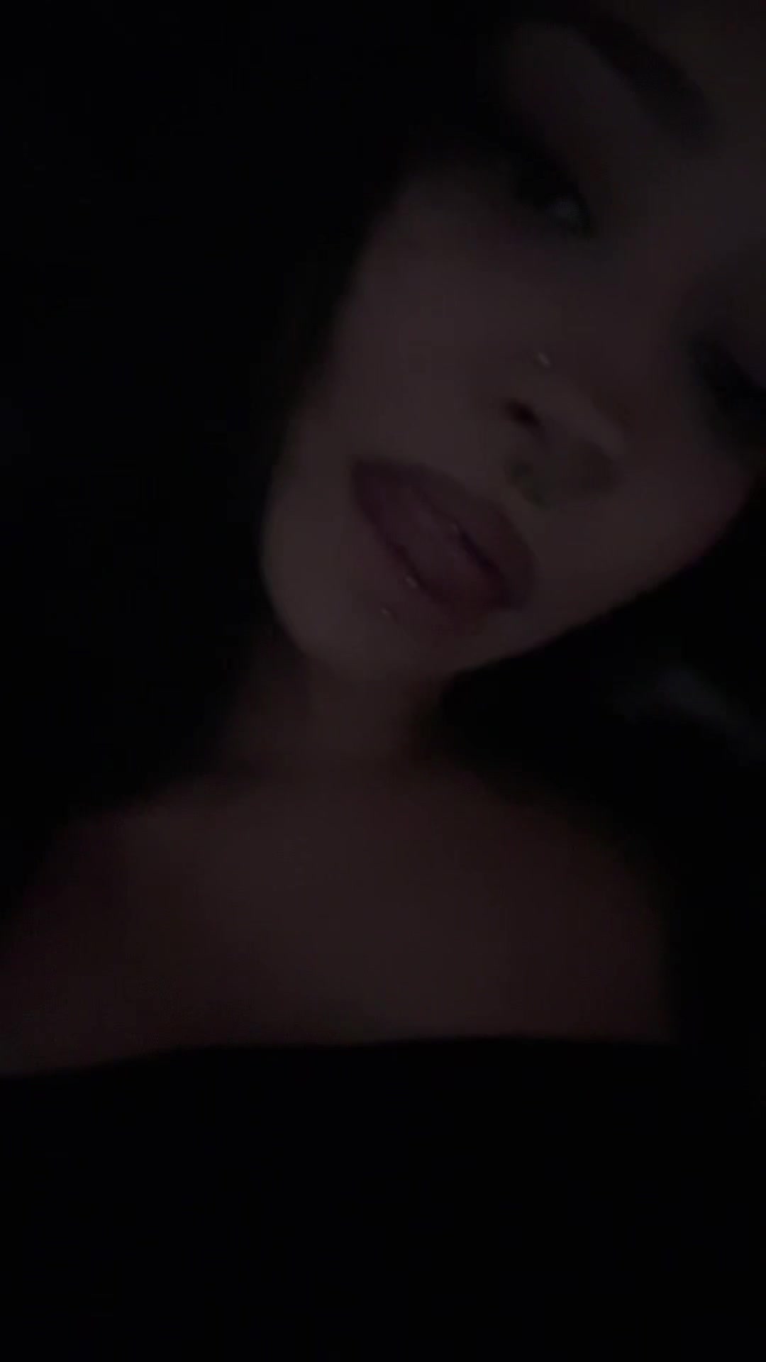 @🐼