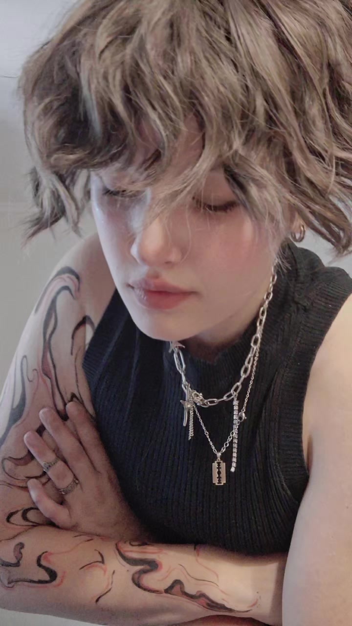 @тгк В(л)ажный человек / Almond