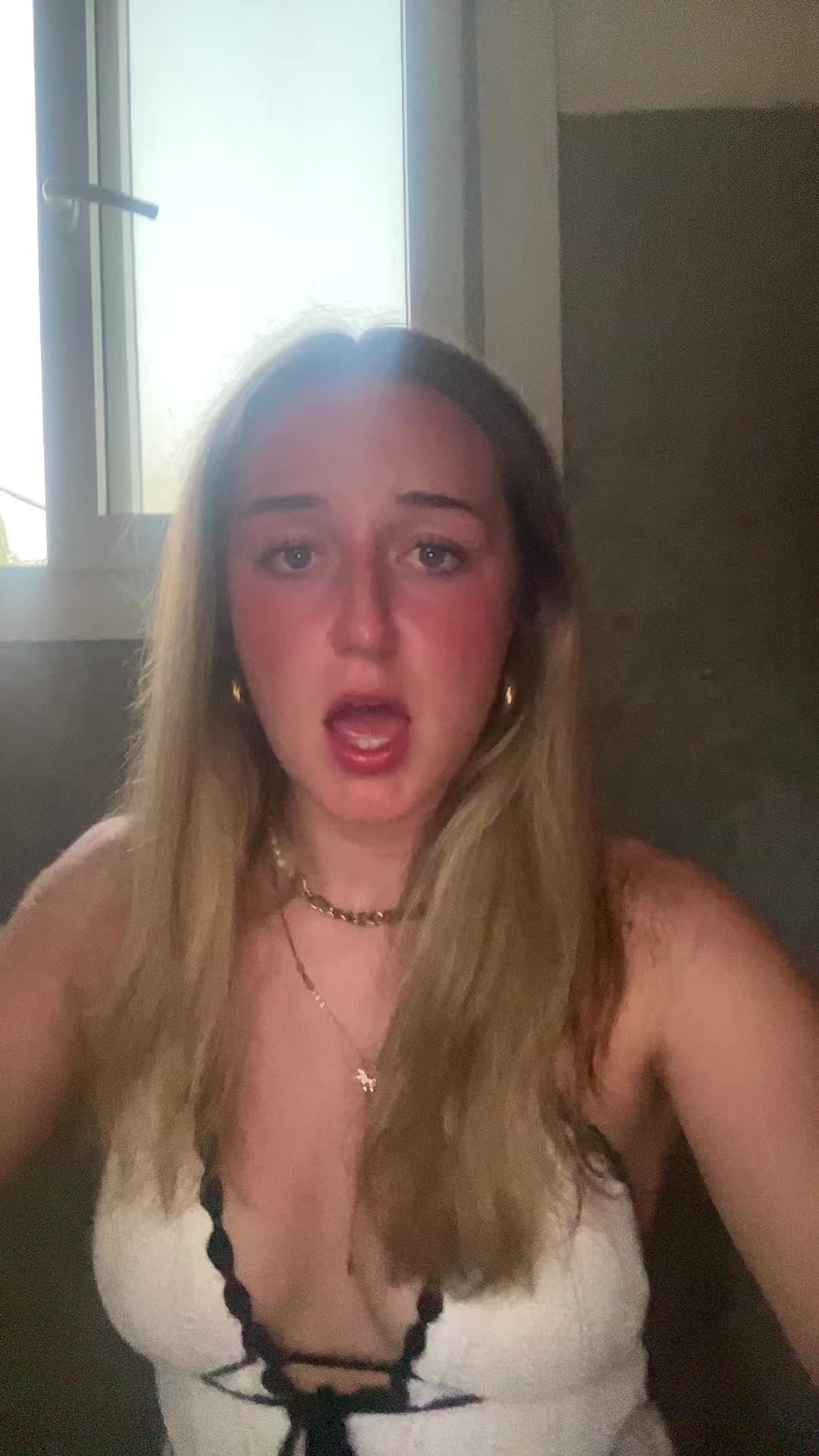 @lucymoee