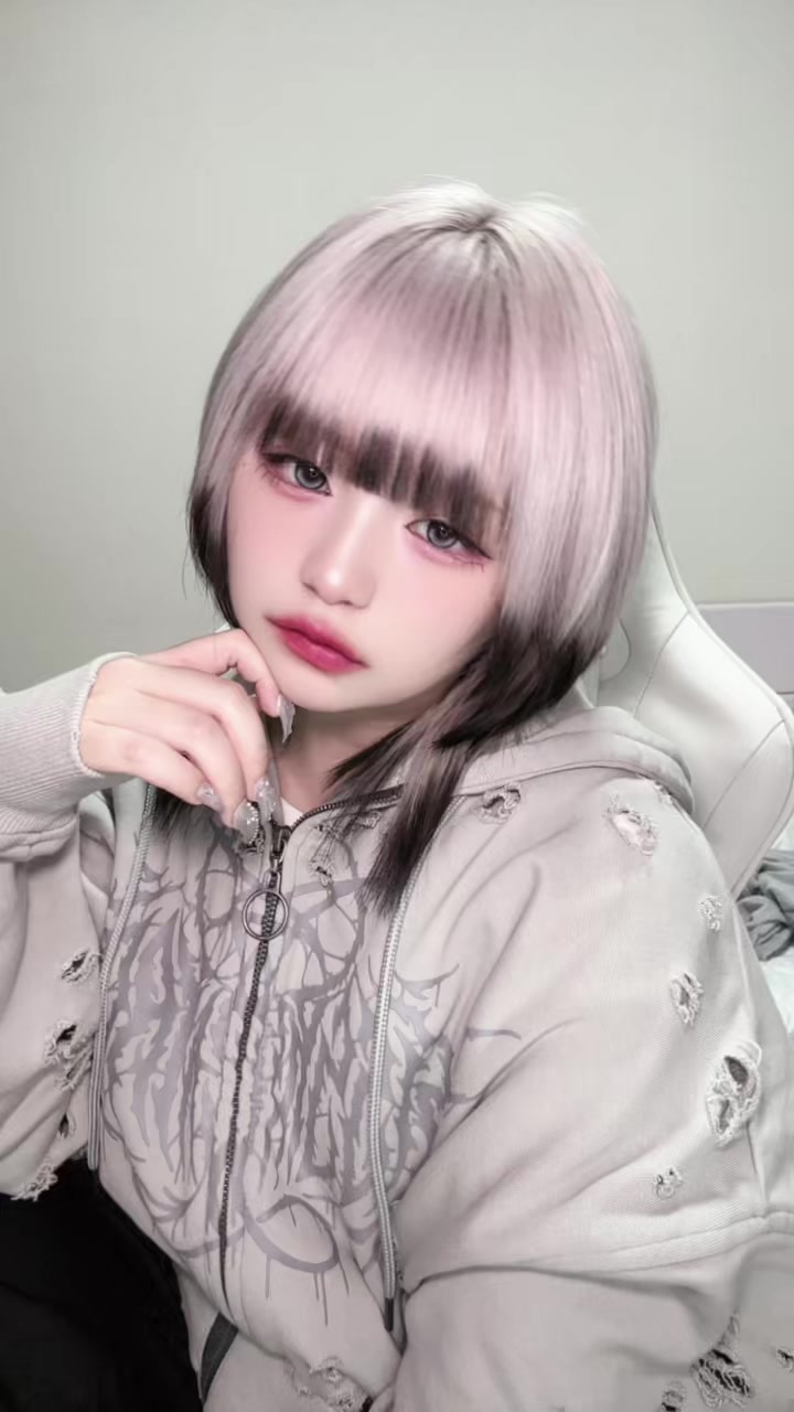 @薊みぃ