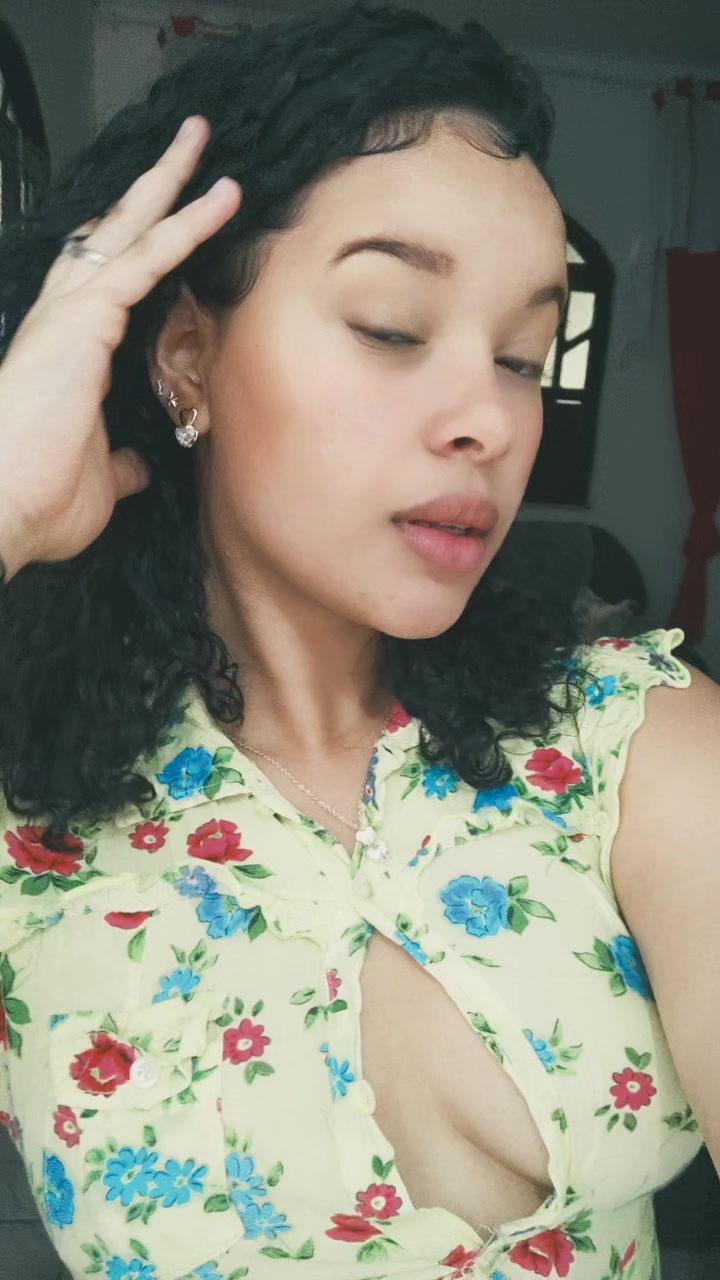 @Vick_Santos🖤