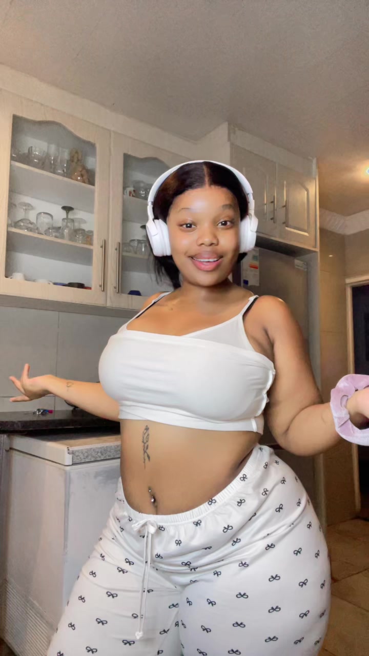 @Baby Zandi