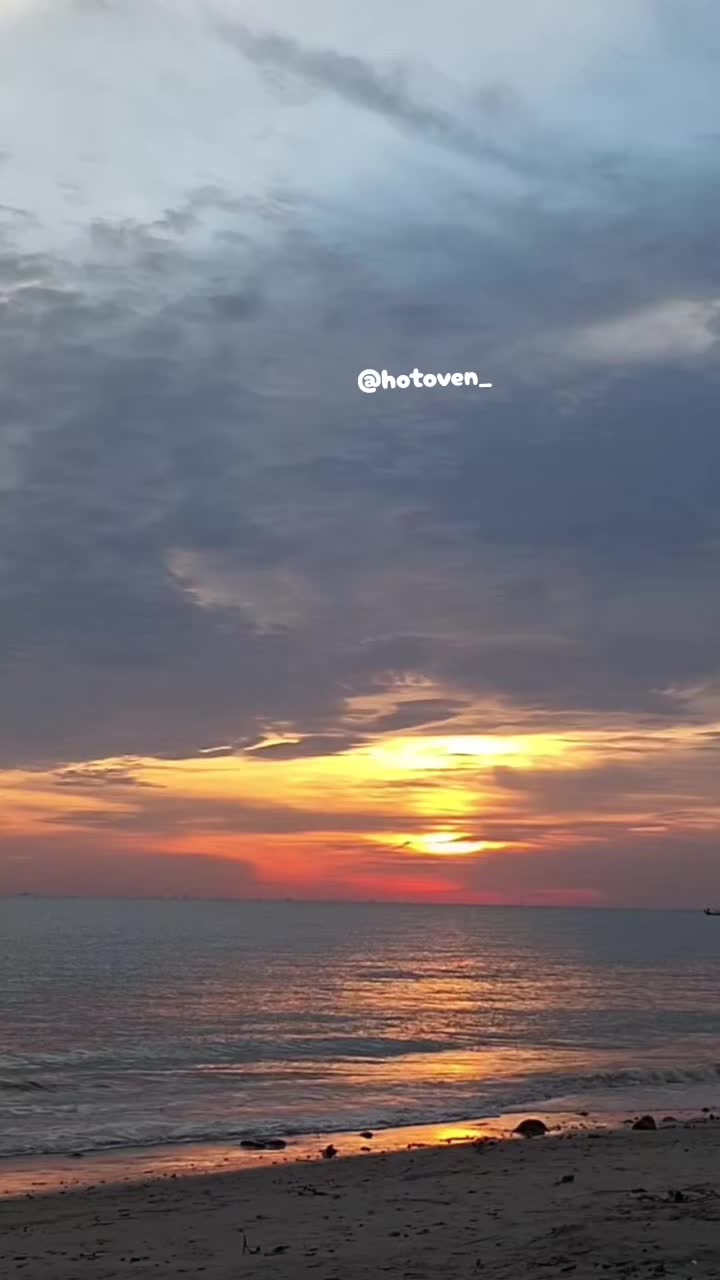 @Hotoven_