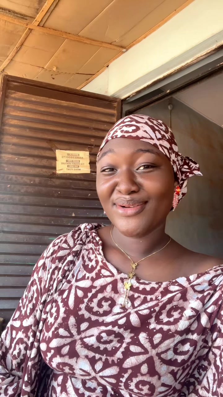 @FATHIAT🥳💯🌺🌸