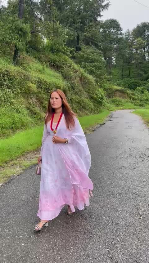 @🌹SHREYA GHLAN 🦋