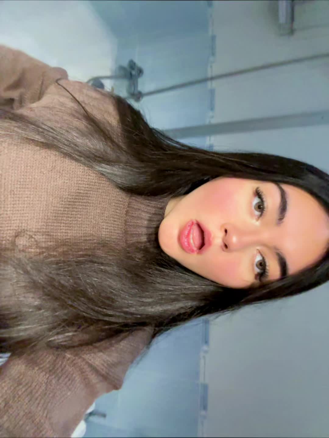 @User1672927545849407