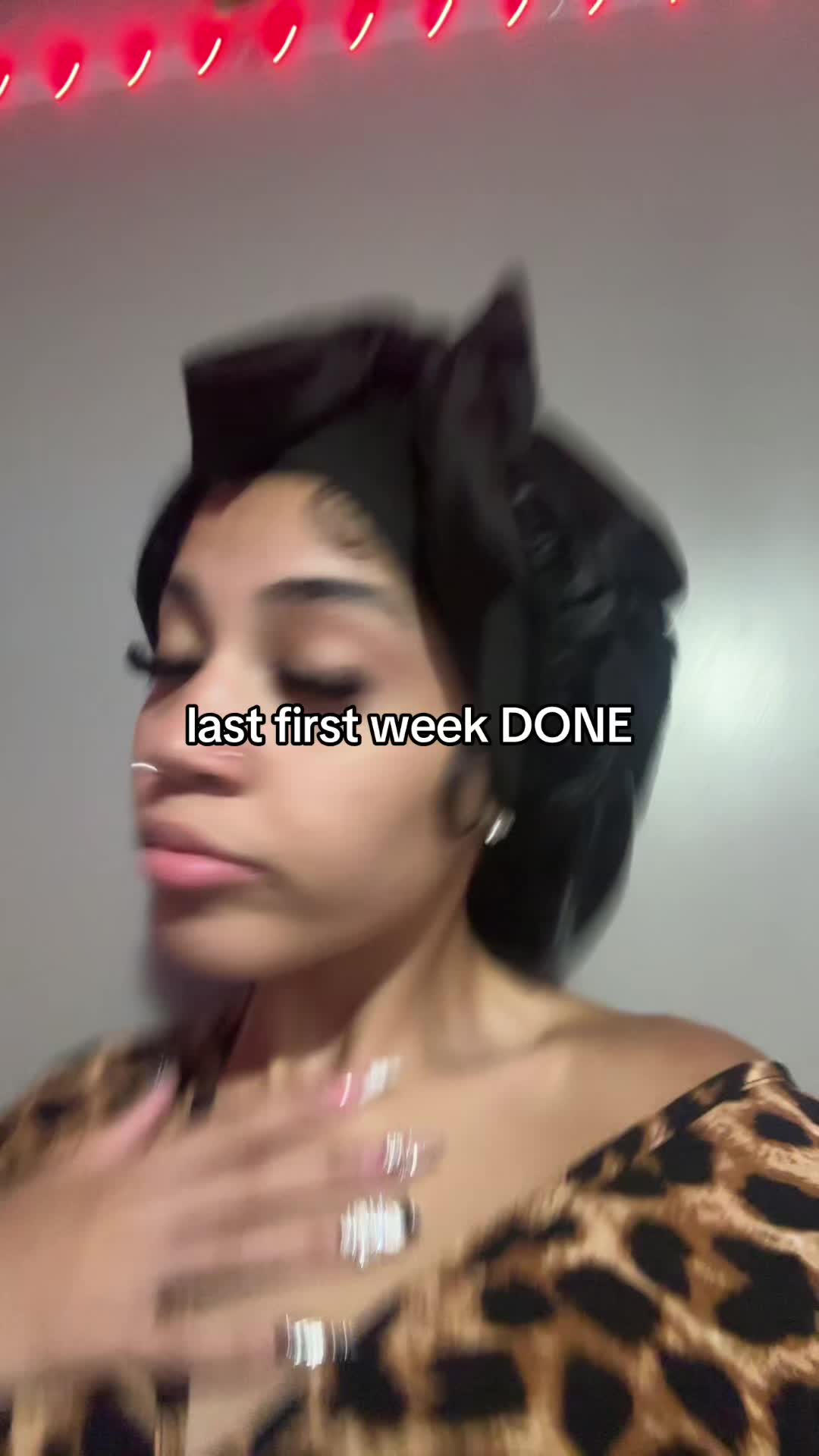 @￶