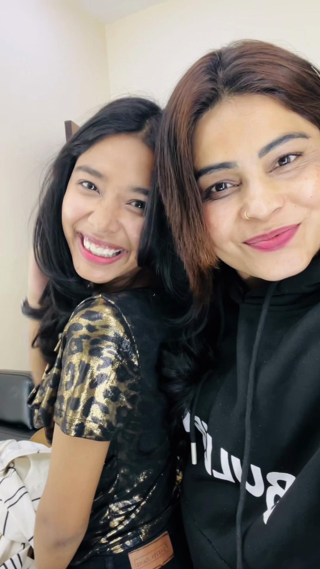@M k Manisha ☝️