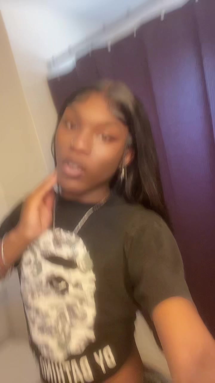 @Viralldabarbie