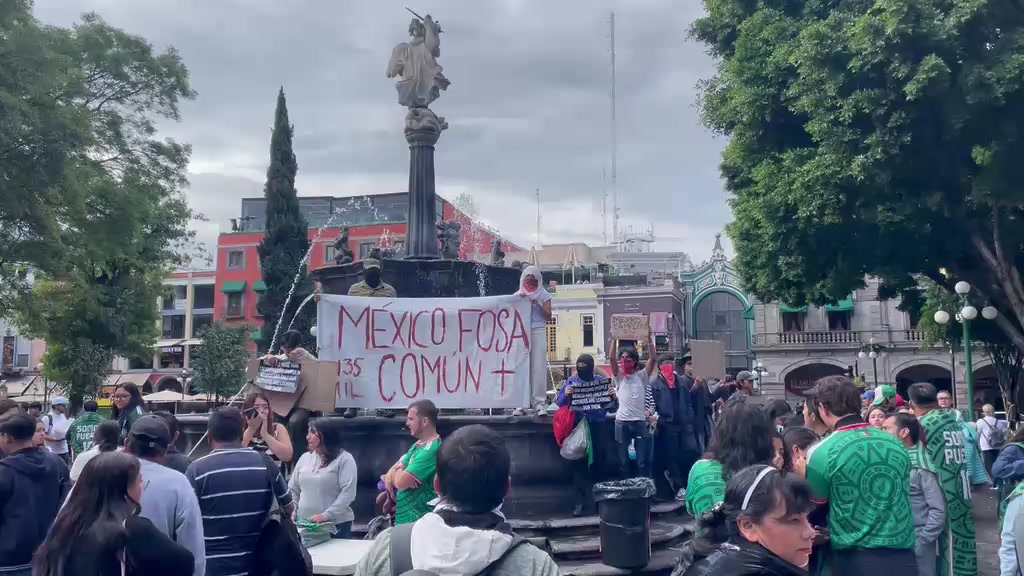 @ContraM&aacute;scaras