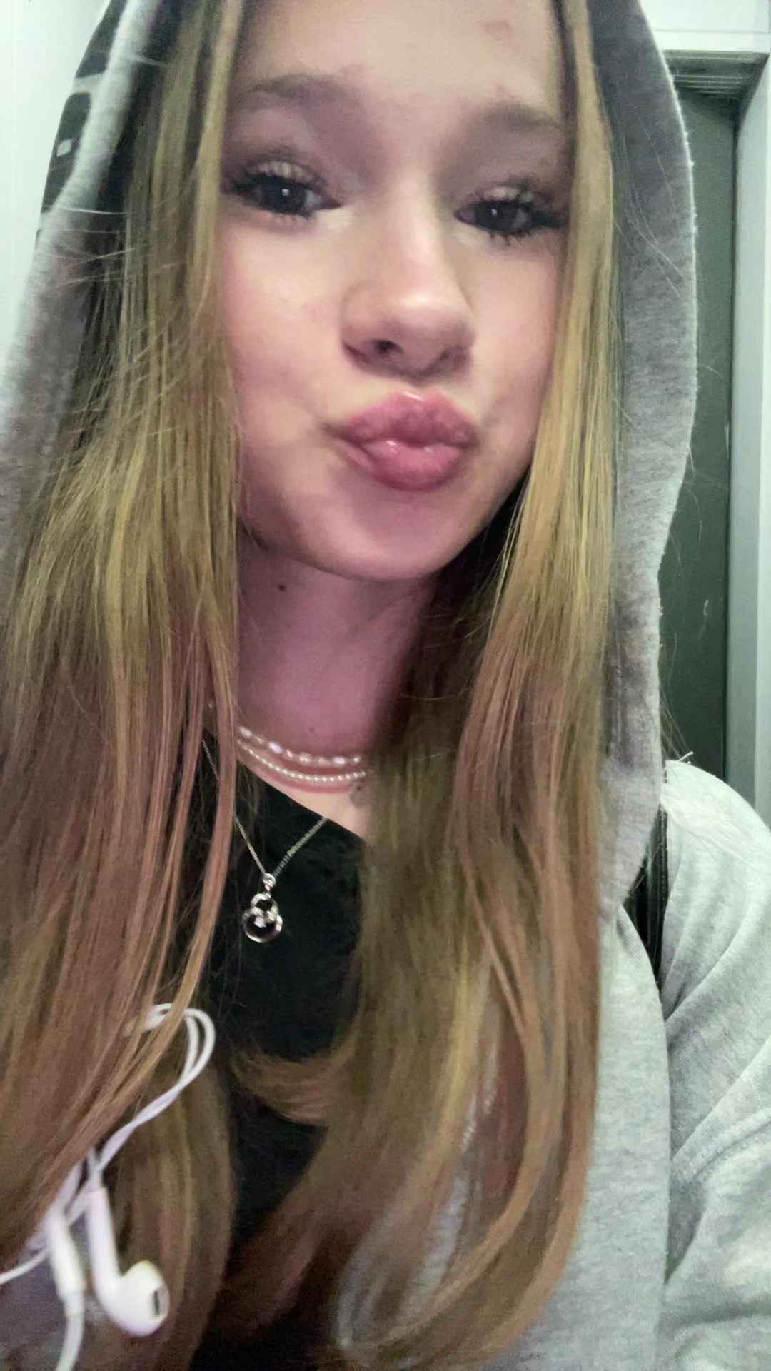 @sashaas