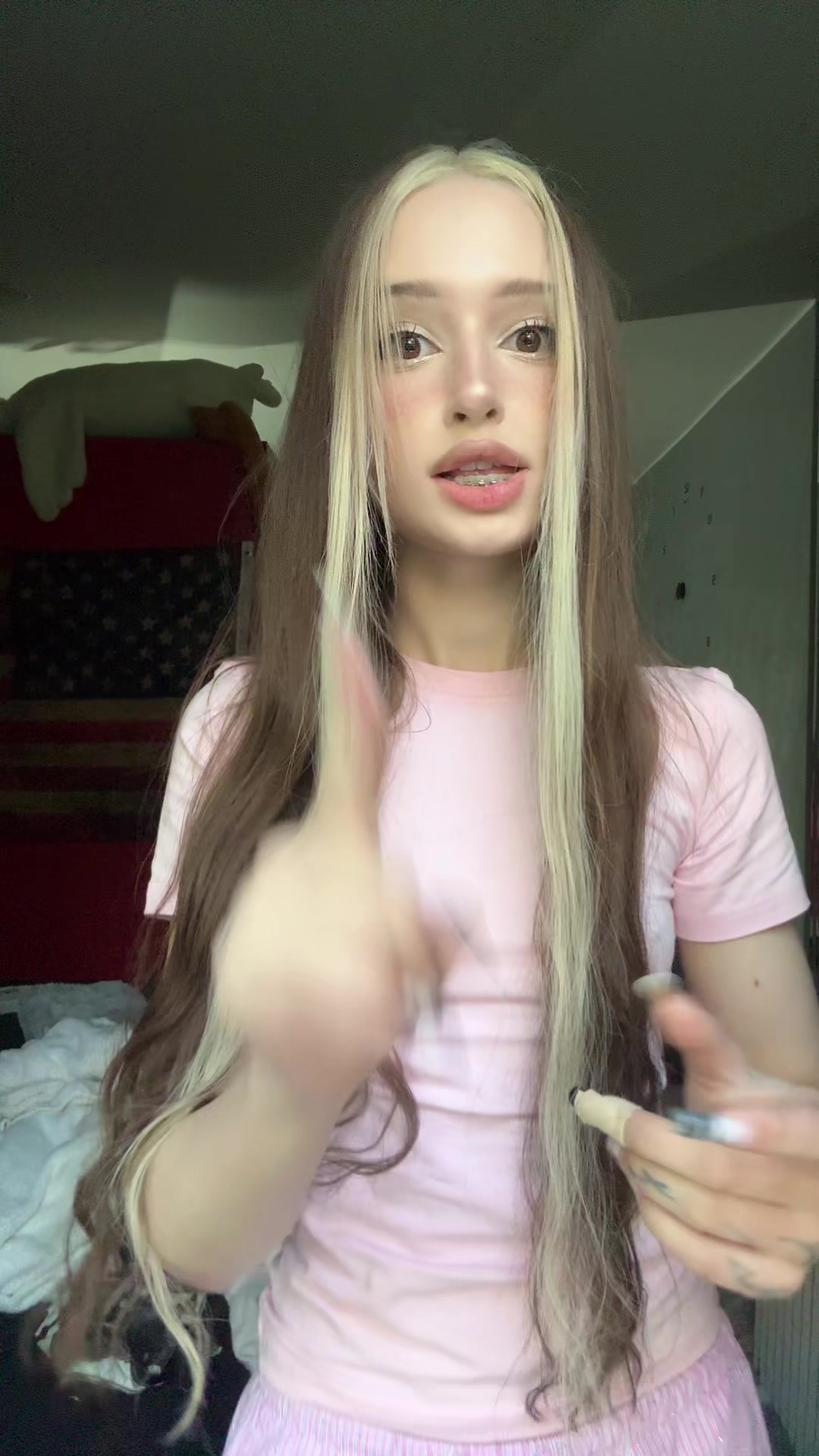 @Пчела