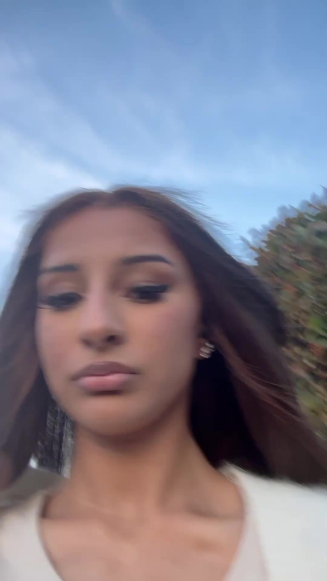 @𝒵𝒶𝓇𝓍𝓊