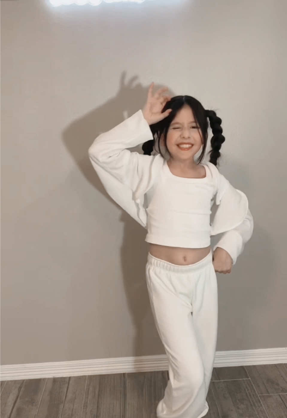 @hellohanii3